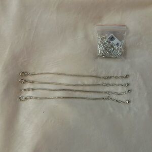 4 pack of bracelet/anklet